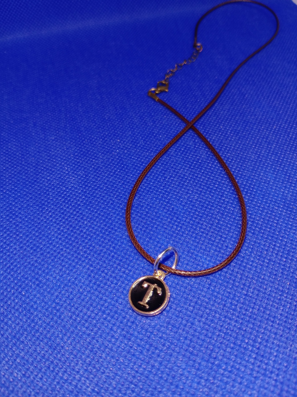 Initial 'T' Pendant Necklace in Black and Brown - Jewelry
